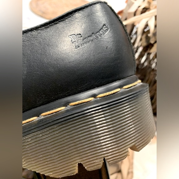 Dr Martens EUC vintage oxfords made in England - Picture 2 of 10